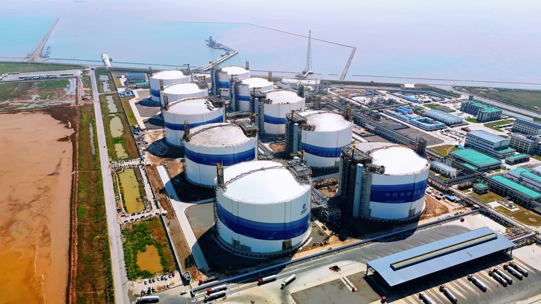 祝贺！大明参与的盐城“绿能港”6座全球最大LNG储罐完成主体施工
